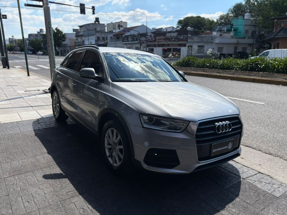 Audi Q3 1.4 tfsi Stronic  — foto 2